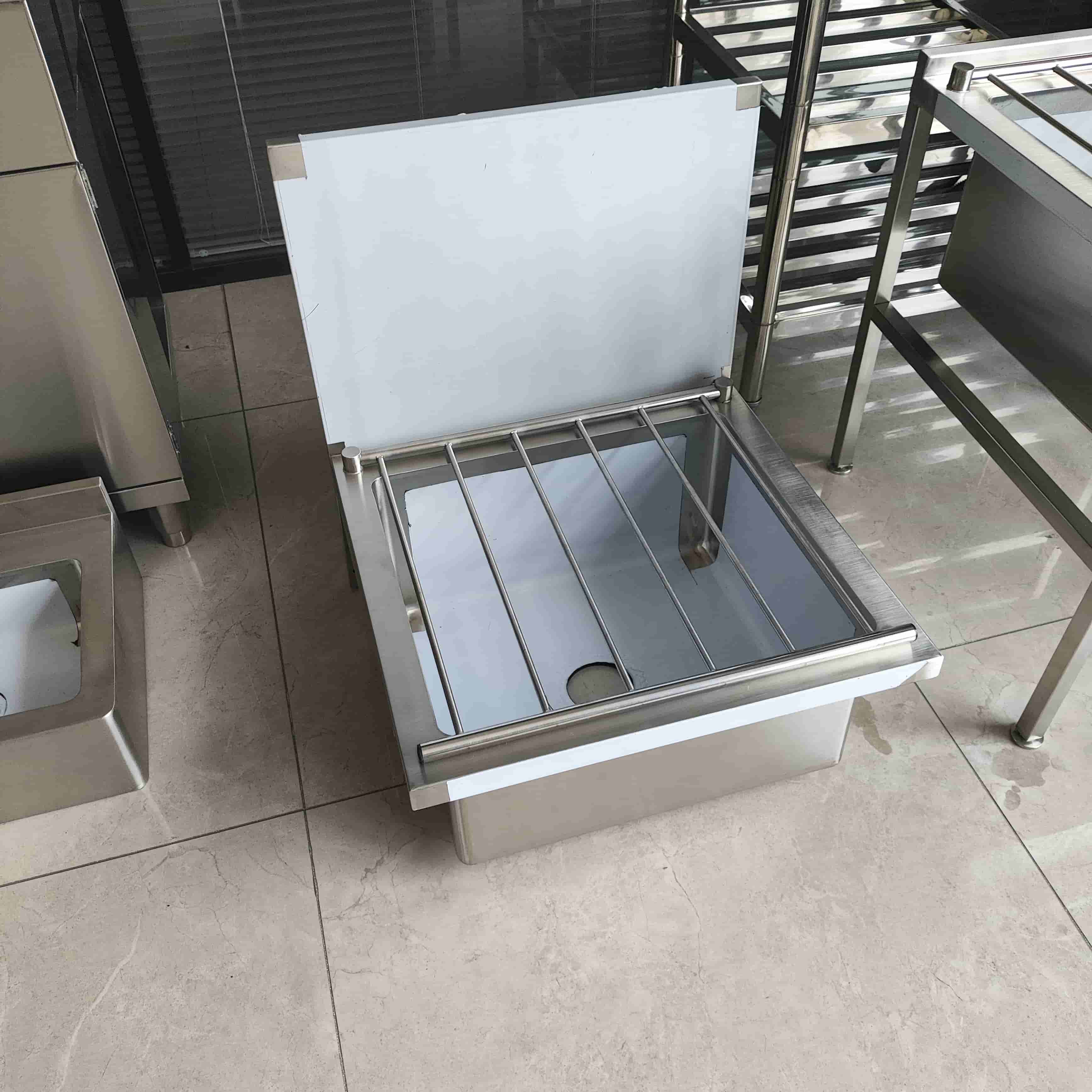 อ่างล้างม็อบสแตนเลสติดผนัง ดีไ - Commercial Kitchen Warehouse บทวิจารณ์และราคา